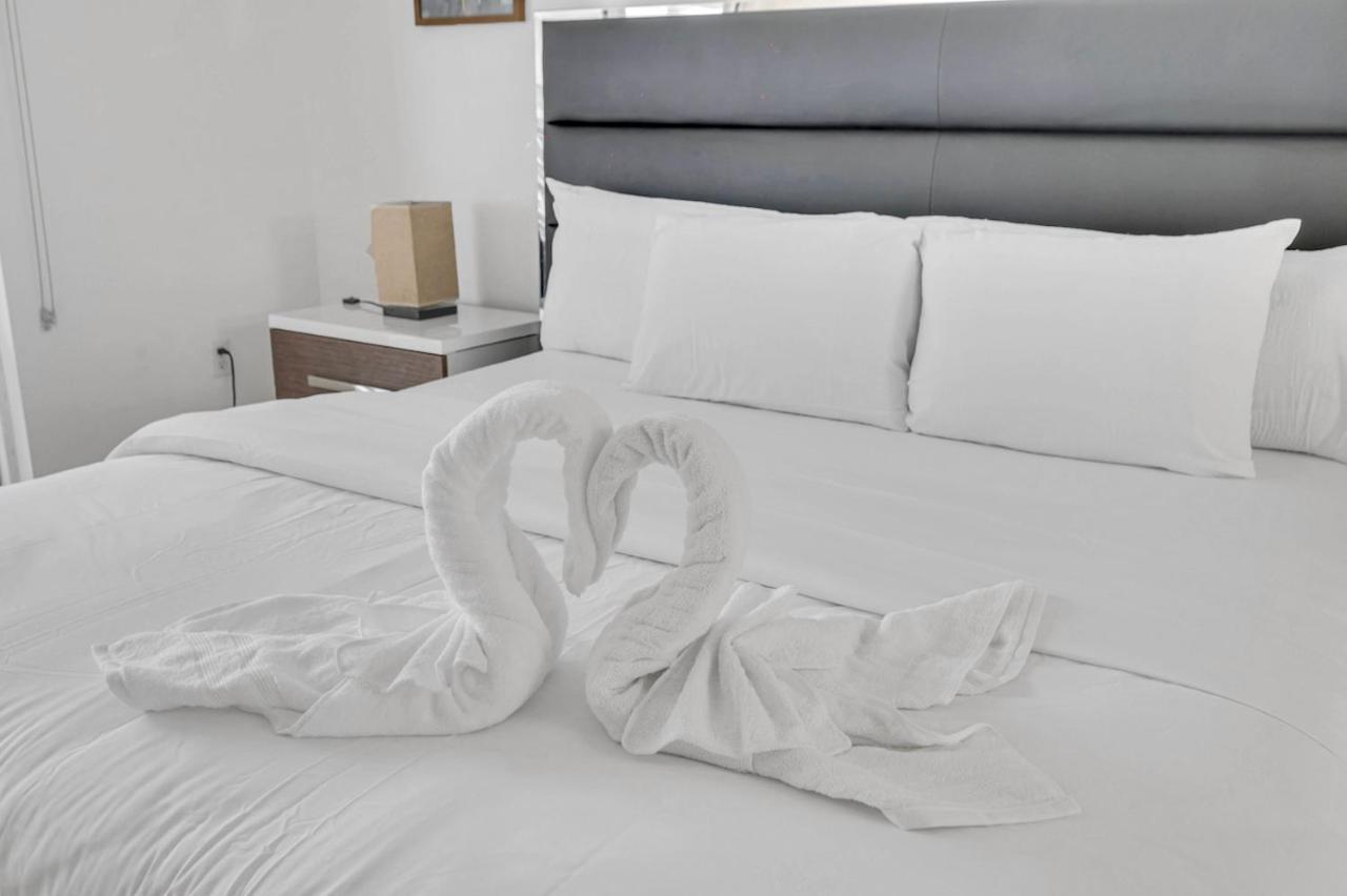 Gorgeous 1Br Condo Brickell-Freeparking マイアミ エクステリア 写真