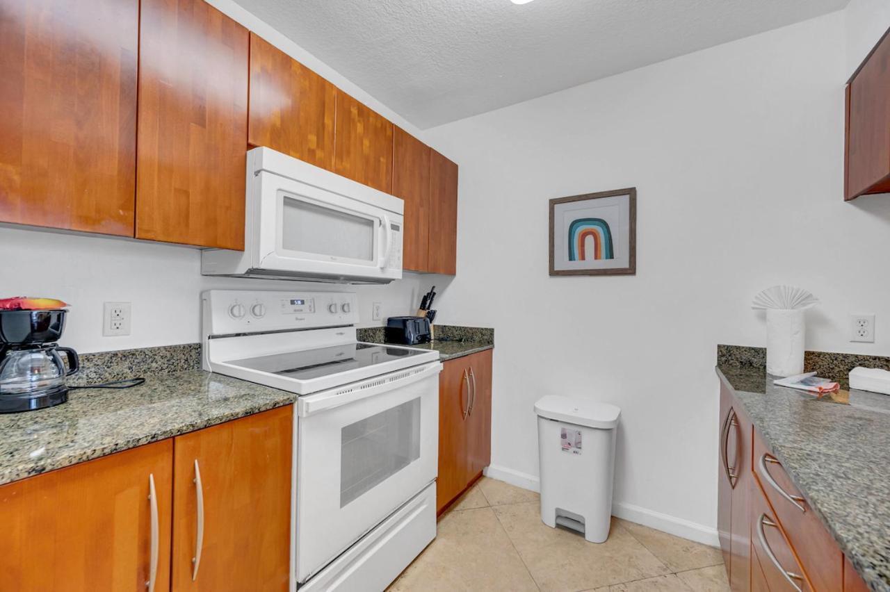 Gorgeous 1Br Condo Brickell-Freeparking マイアミ エクステリア 写真