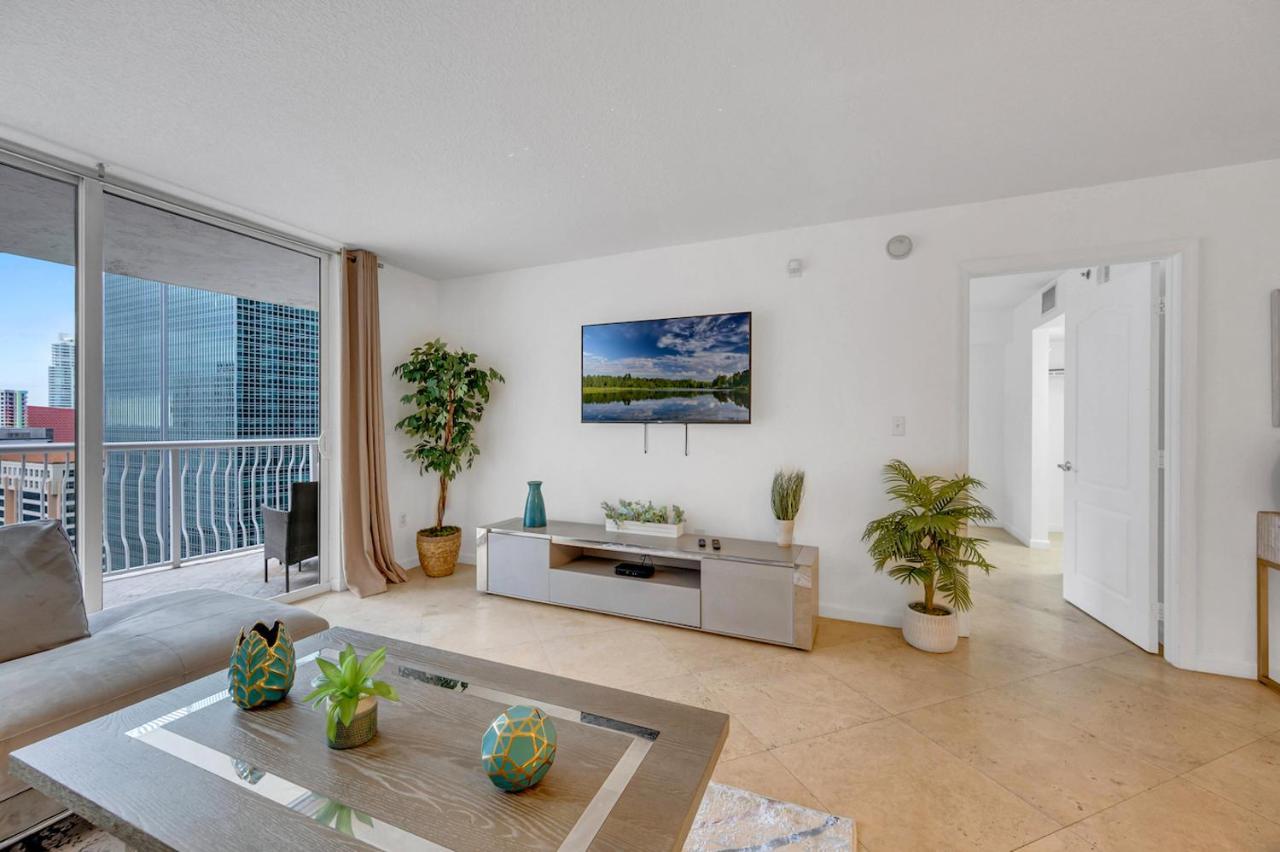 Gorgeous 1Br Condo Brickell-Freeparking マイアミ エクステリア 写真