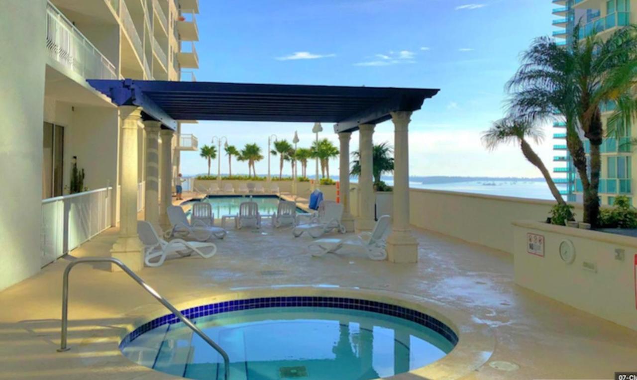 Gorgeous 1Br Condo Brickell-Freeparking マイアミ エクステリア 写真
