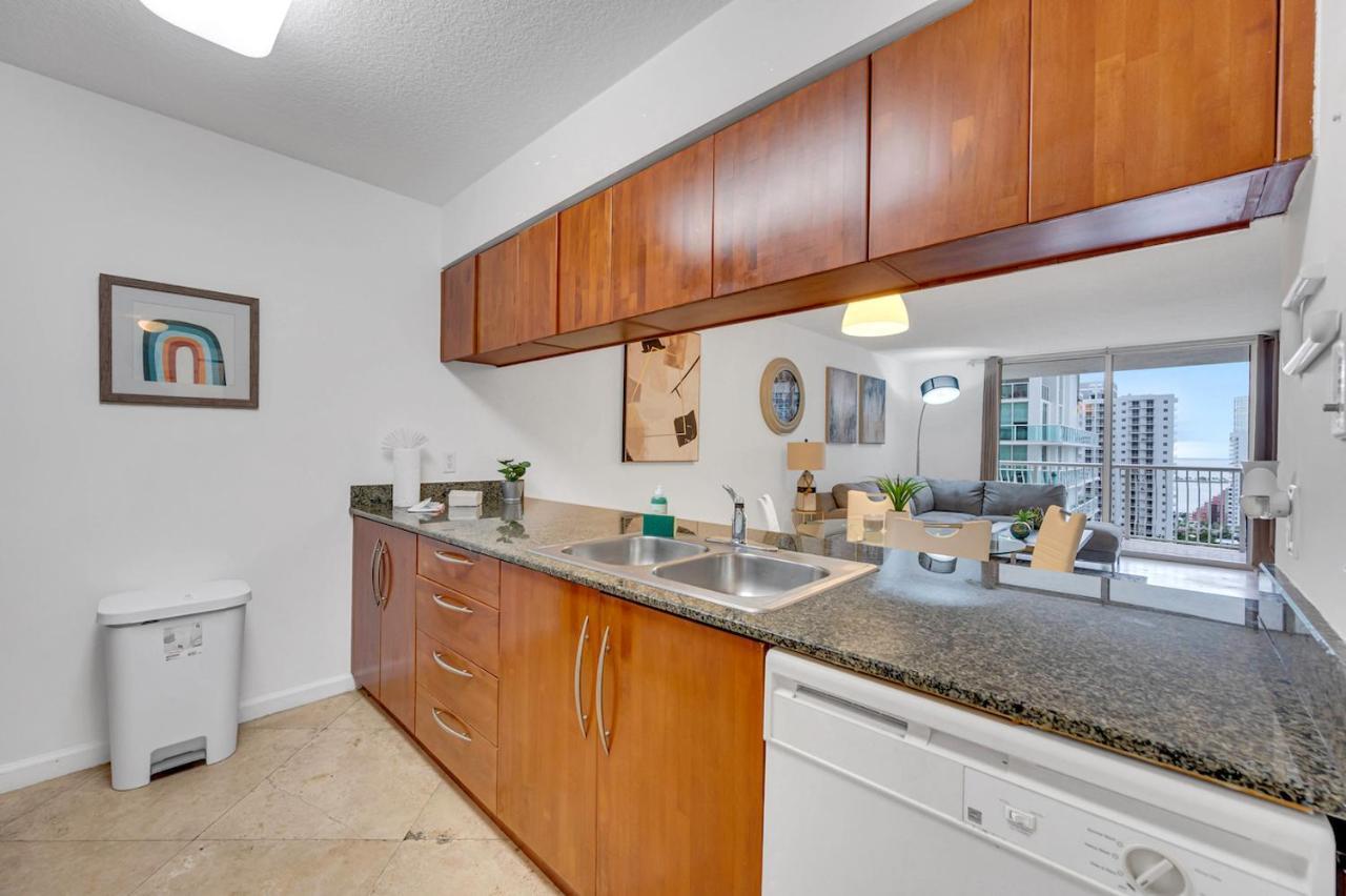 Gorgeous 1Br Condo Brickell-Freeparking マイアミ エクステリア 写真
